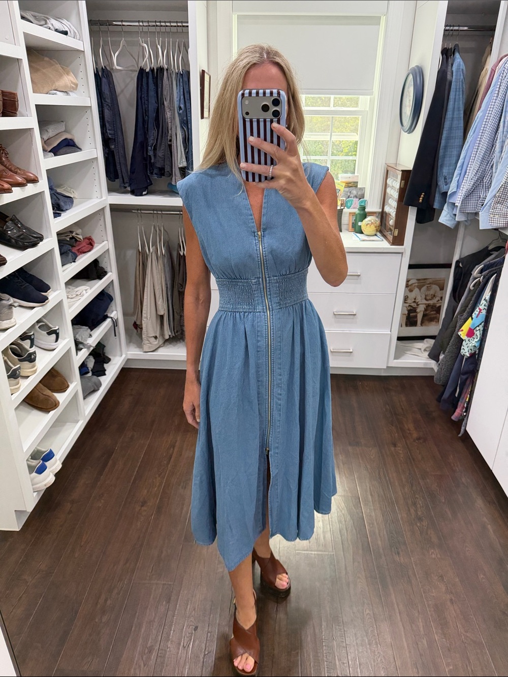 Avara Sleeveless Light Blue Denim Zip-Front Midi Dress XS NWT